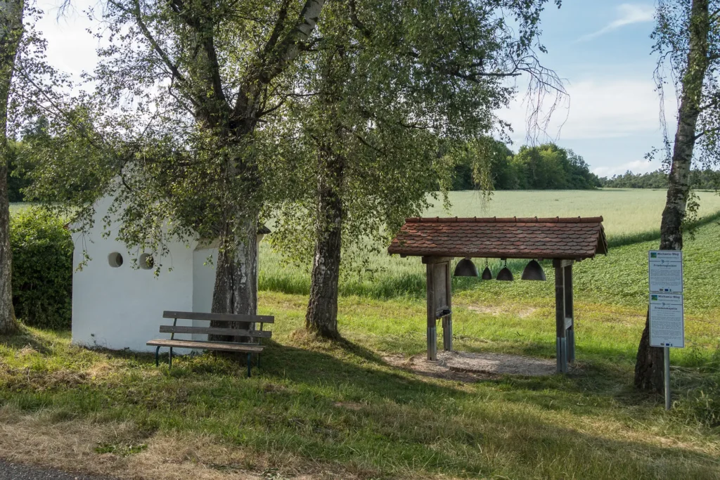 Friedensglocken mit Kapelle