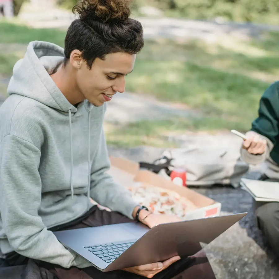 Arbeiten-Gruppe-Natur-Oase